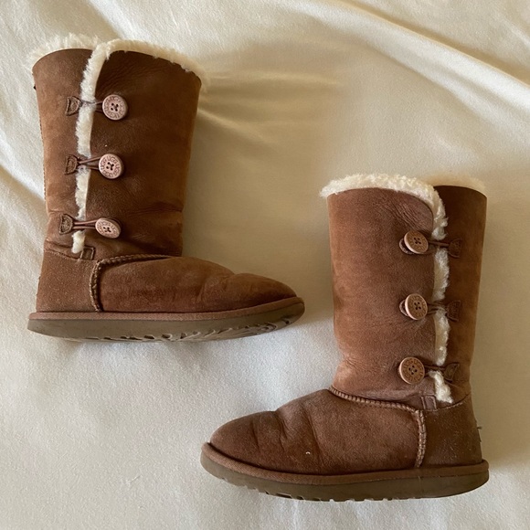 UGG Bailey Button triplet boot - Picture 1 of 4